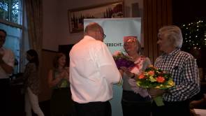 Dank und Blumen an den alten Vorstand und insbesondere Christel - für über 7 Jahre im Amt der Vorsitzenden