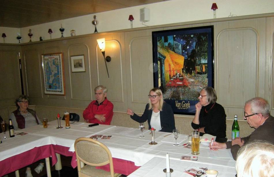 Natalie Pawlik in Karben: SPD-Bundestagskandidatin stellt sich den Karbener SPD-Senioren vor