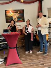 Seit 10 Jahren SPD-Mitglied: Nora Zado (Mitte)