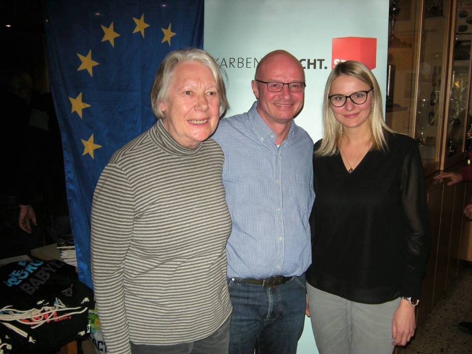 Heringessen im Anglerheim Klein-Karben: Natalie Pawlik: für Frieden und Zusammenhalt in Europa