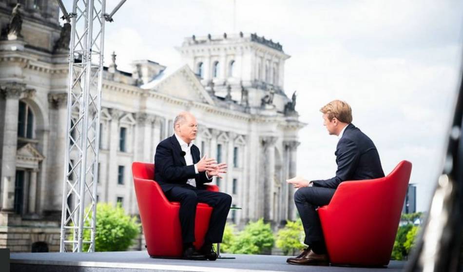 Kanzler Olaf Scholz im ARD-Sommer-Interview Kanzler Olaf Scholz im ARD-Sommer-Interview