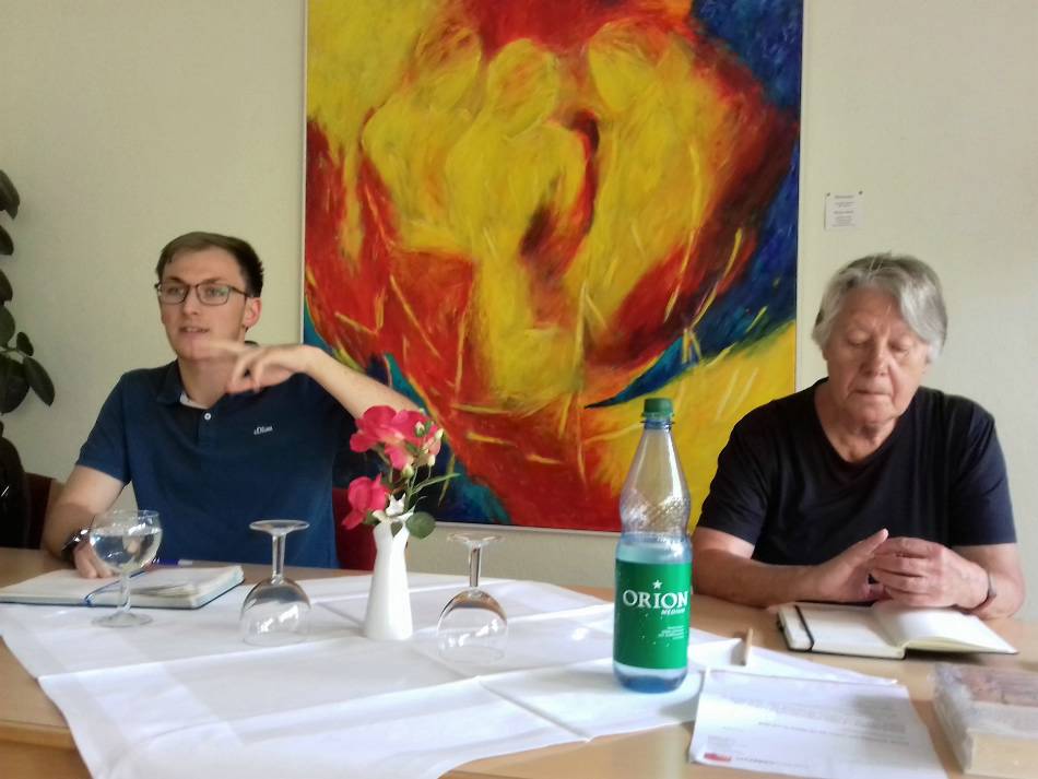 Karbener SPD-Senioren führen Wertediskussion: Diskussion mit Jusos 