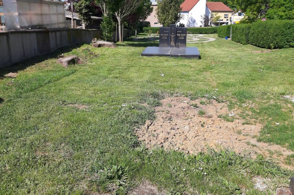 Pressemitteiliung: SPD bemängelt Zustände auf Friedhof in Groß-Karben Pressemitteiliung: SPD bemängelt Zustände auf Friedhof in Groß-Karben